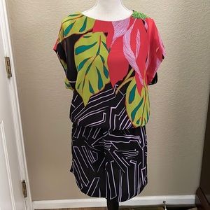 Nine West black multi colored blouson dress. Size S New condition.